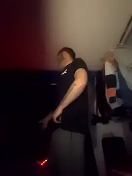 UnhappyDawn773 online show from 15, 4, 2026