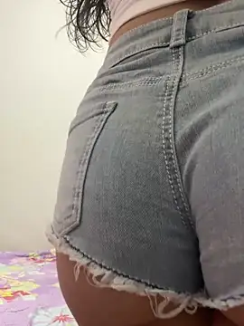 LatinDoll8 online show from 25, 5, 2026