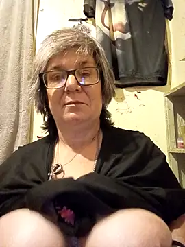 becky1111 online show from 14, 7, 2026
