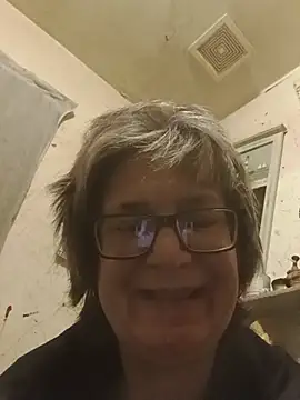 becky1111 online show from 14, 7, 2026