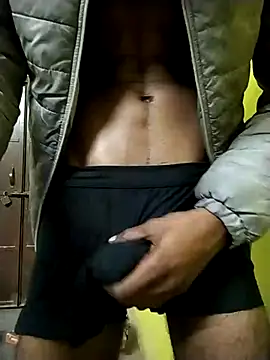 Snapshot of Jordyalnino92 chatting on 21, 12, 2025 Jordyalnino92 online show from 21, 12, 2025