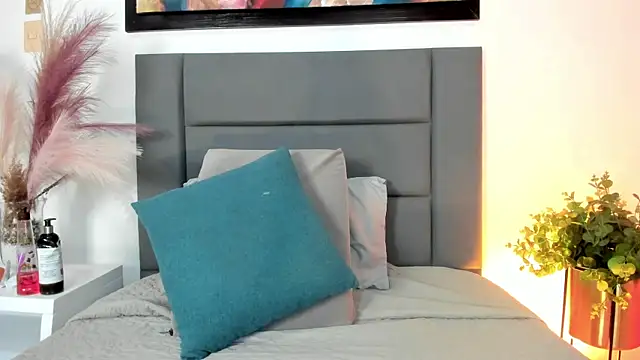 Snapshot of GahiaBelucci chatting on 26, 2, 2026 GahiaBelucci online show from 26, 2, 2026