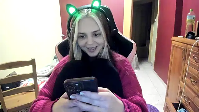 LunaAngell online show from 7, 1, 2026