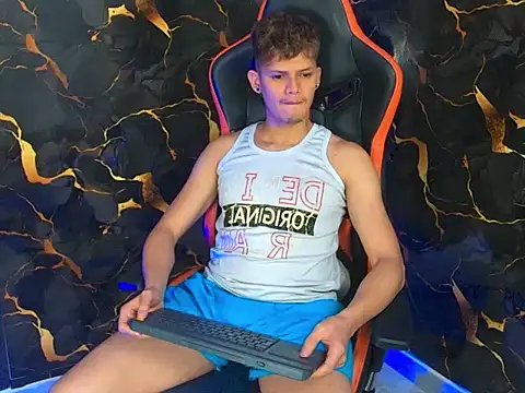 davilap toyboy online show from 17, 1, 2026