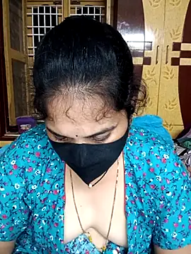 Snapshot of maduri__ chatting on 4, 2, 2026 maduri online show from 4, 2, 2026