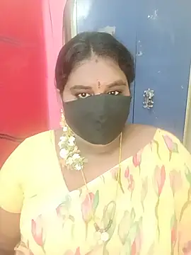 Snapshot of sirisha__9 chatting on 13, 6, 2026 sirisha 9 online show from 13, 6, 2026
