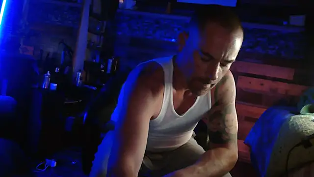 MISTERANDDEMI online show from 5, 4, 2026