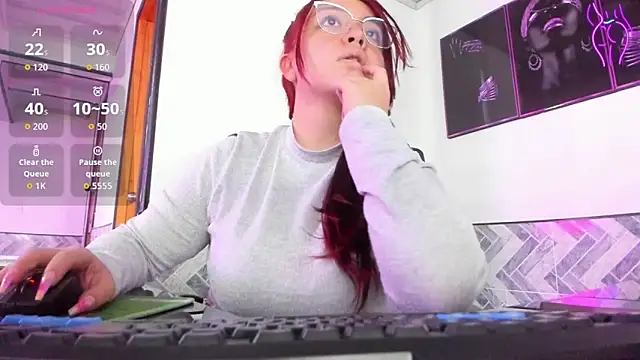 Isaa Tyler online show from 22, 12, 2025