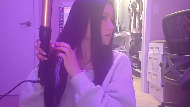 luvvivii online show from 7, 2, 2026