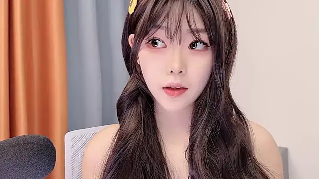 smalldaisy online show from 13, 2, 2026