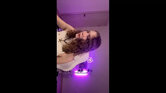 KellySunn online show from 17, 2, 2026