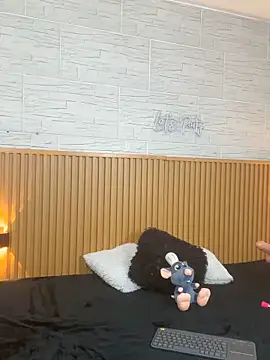 Electra Joness online show from 5, 2, 2026