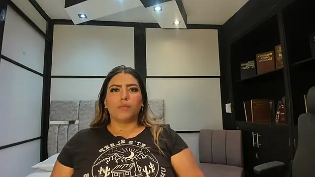 AmbarBrownn  online show from 6, 3, 2026