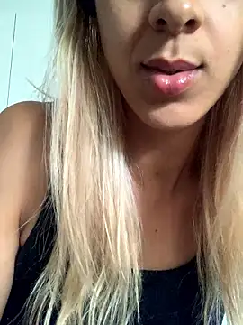 Snapshot of bety13 chatting on 7, 1, 2026 bety13 online show from 7, 1, 2026