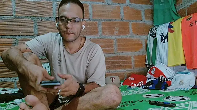 Alphamaster 92 online show from 21, 2, 2026