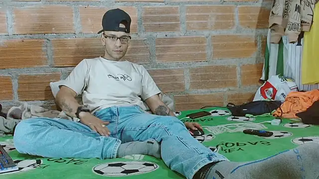 Alphamaster 92 online show from 22, 2, 2026