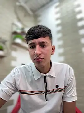 neithan sleitherx online show from 3, 2, 2026