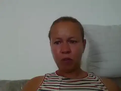 Snapshot of jennyblondeuk chatting on 9, 7, 2026 jennyblondeuk online show from 9, 7, 2026