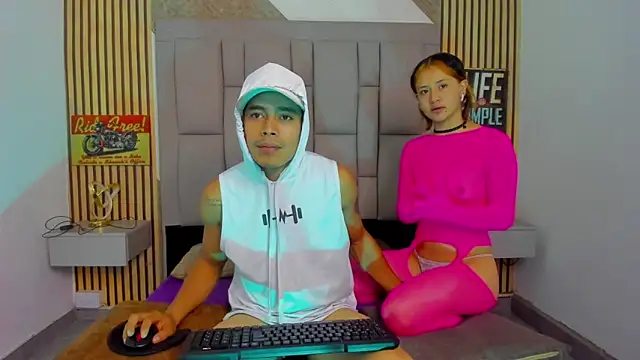 pleasureroomxx online show from 15, 1, 2026