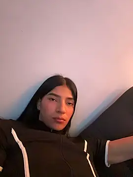 Ema Rose  online show from 25, 6, 2026
