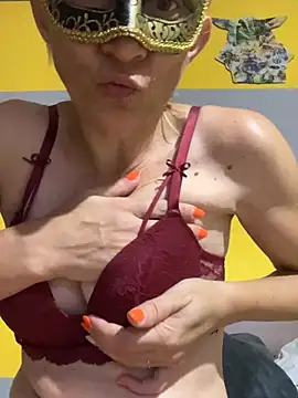 Snapshot of SexyMamiVee chatting on 18, 7, 2026 SexyMamiVee online show from 18, 7, 2026