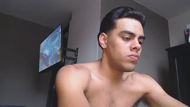 Millan DarkWood online show from 5, 1, 2026