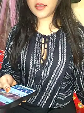 Saumyy online show from 6, 4, 2026