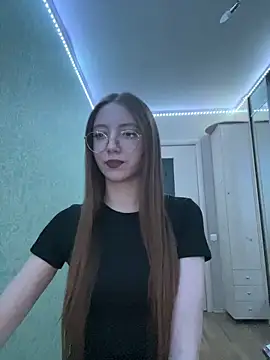 Eseniya  online show from 4, 3, 2026