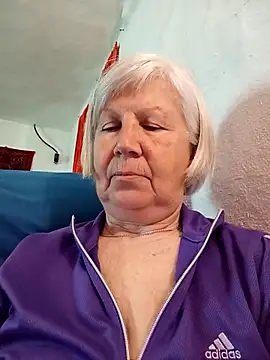 KlaudiaDarling online show from 8, 4, 2026