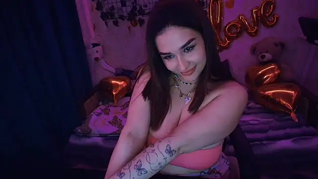 Snapshot of AlisiaRose chatting on 10, 4, 2026 AlisiaRose online show from 10, 4, 2026