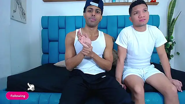 Interracial Snow Bunny online show from 13, 4, 2026