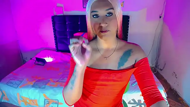 Snapshot of AlondraGill_11 chatting on 27, 6, 2026 AlondraGill 11 online show from 27, 6, 2026