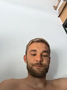 Benjamiinlt online show from 24, 6, 2026