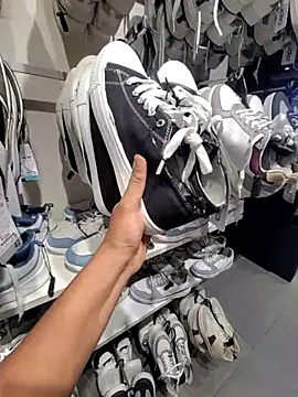 jerryrooh69 online show from 9, 4, 2026