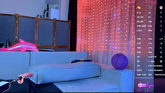 Snapshot of LionBitchkovsky chatting on 10, 4, 2026 LionBitchkovsky online show from 10, 4, 2026