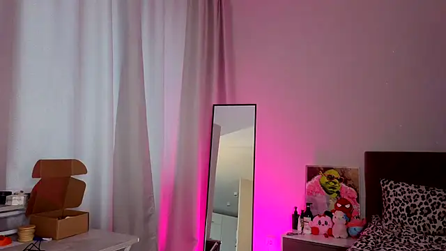 Snapshot of ChrissBerry chatting on 15, 3, 2026 ChrissBerry online show from 15, 3, 2026