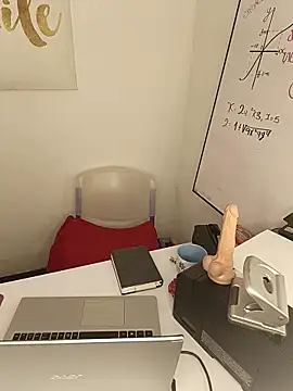 MarianaMonsalve  online show from 12, 2, 2026