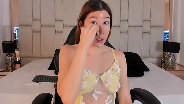 ElaRabbit online show from 11, 3, 2026