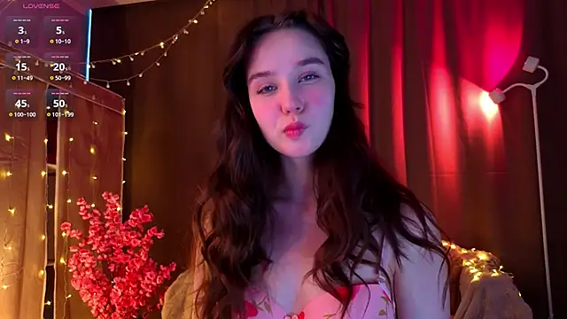 Snapshot of KiraYukimura chatting on 10, 4, 2026 KiraYukimura online show from 10, 4, 2026