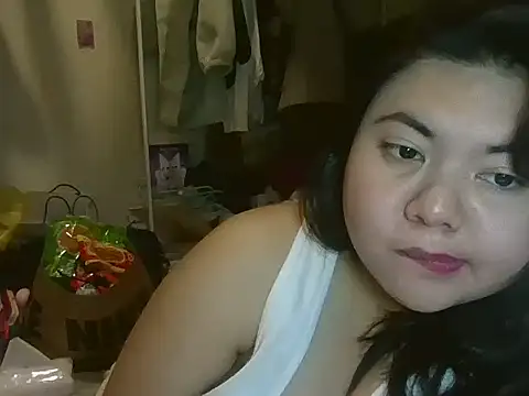 Allie 143 online show from 27, 2, 2026