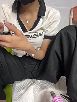 Aley-y online show from 10, 2, 2026