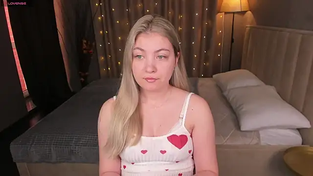 Angel  Grace online show from 14, 4, 2026