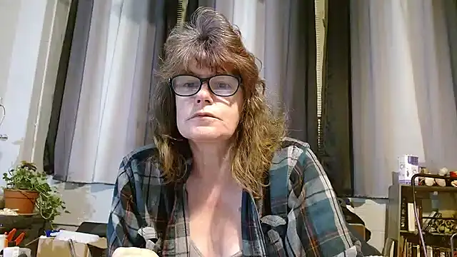 ladylavende3 online show from 26, 2, 2025