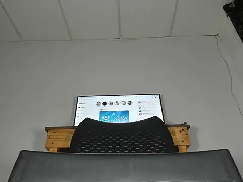 Snapshot of nickytabitch chatting on 18, 1, 2026 nickytabitch online show from 18, 1, 2026