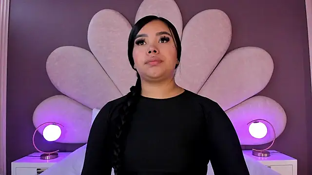 Liaevans   online show from 12, 1, 2026