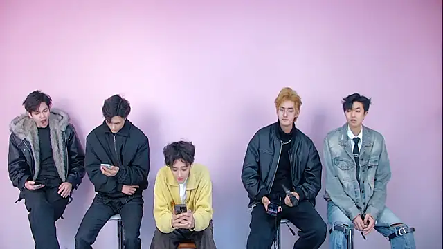 GG-boy002 online show from 10, 1, 2026