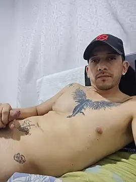 MrWolfHot online show from 25, 6, 2026