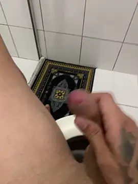 Snapshot of alenozin69 chatting on 24, 3, 2026 alenozin69 online show from 24, 3, 2026