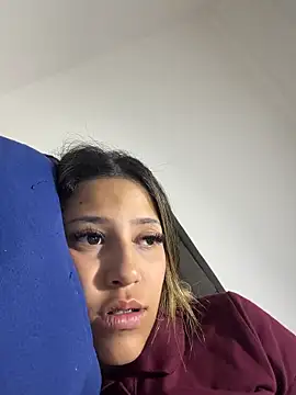Snapshot of vicky_bass_ chatting on 6, 5, 2026 vicky bass online show from 6, 5, 2026