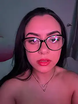 Marisa ass online show from 5, 4, 2026